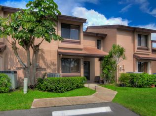 9579 NW 38th Pl, Sunrise, FL 33351