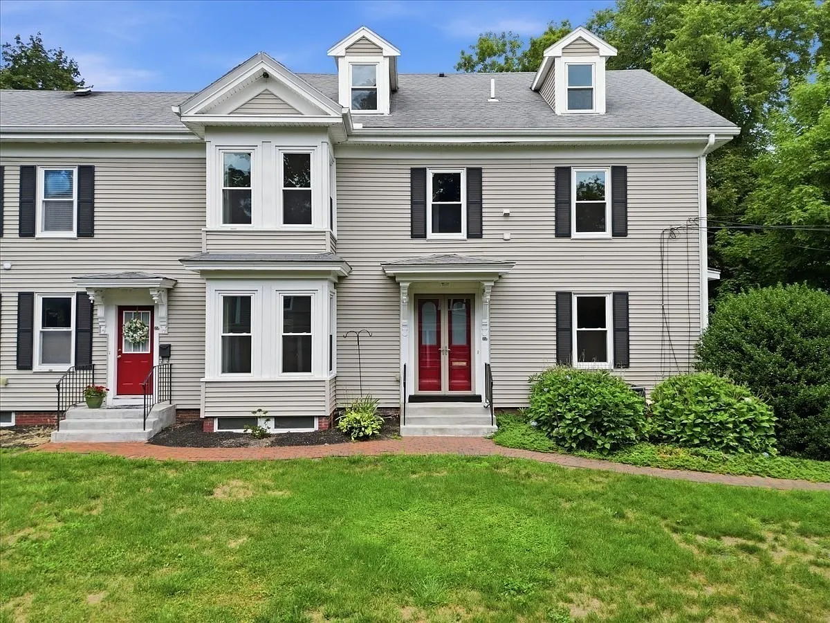 4 bed, 2.5 bath, 1862 sqft, $4,000 — Photo 3