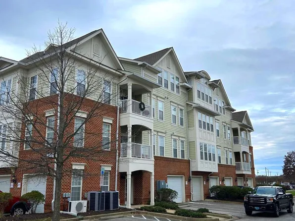 100 Edelen Station Pl APT 205, La Plata, MD 20646