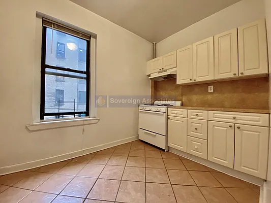Rented by Sovereign Associates | media 1