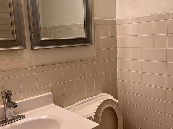 5th image of 283 Navajo Dr