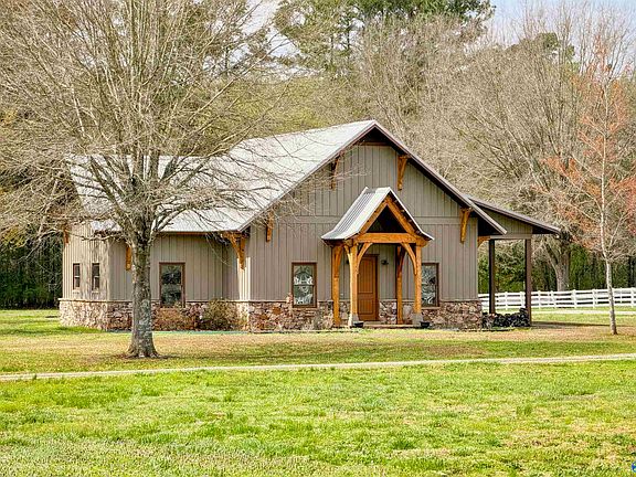 5th image of 2215 Red Bank Rd SE