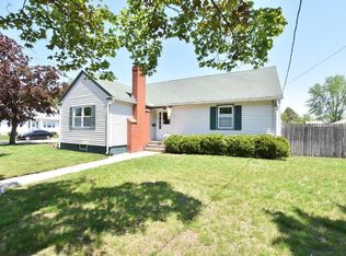 152 Van Buren St, Warwick, RI 02888