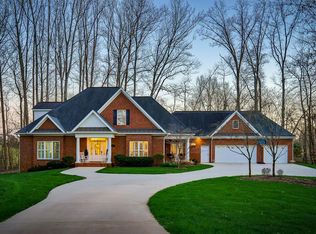 175 Southern Woods Ct, Cookeville, TN 38506