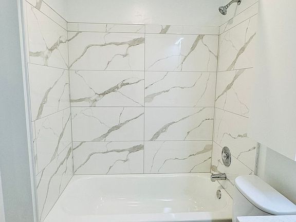 5th image of 690 NW Atalanta Way APT K104