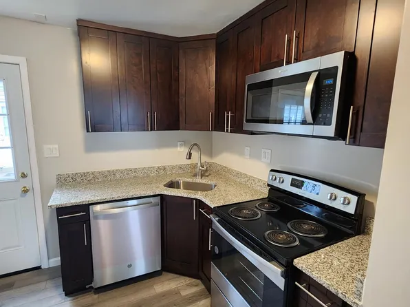 3320 Pleasant Ave APT C, Norfolk, VA 23518