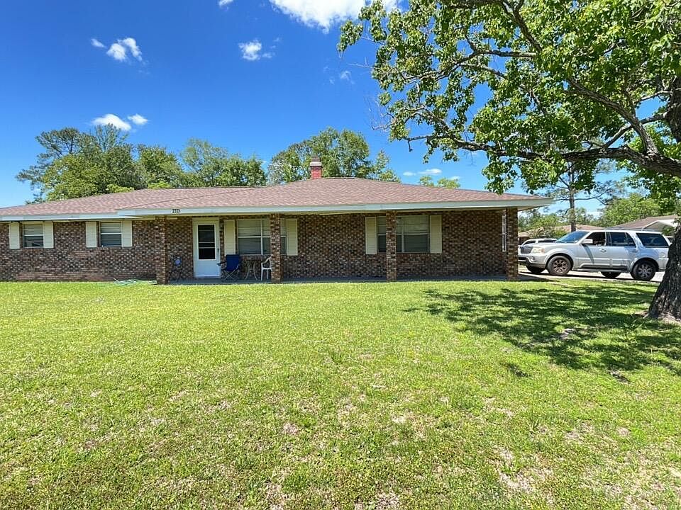 1st image of 2505 Tandy Dr
