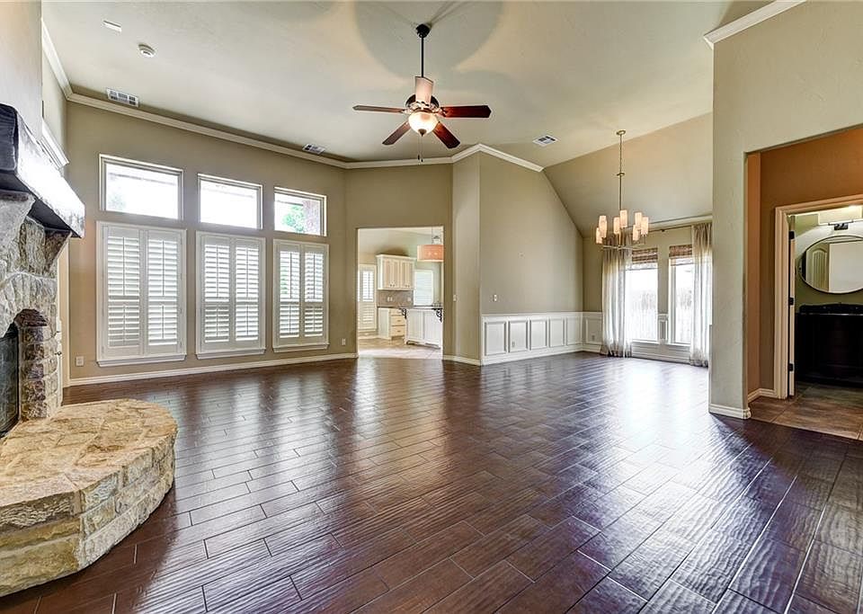 1st image of 15516 Wood Creek Ln