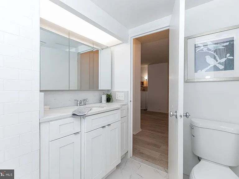 1326 Spruce St #1603 — Photo 8