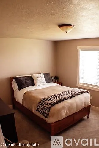 Basement Bedroom 4