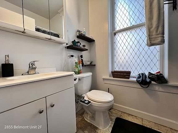 5th image of 2855-2857 W Belmont Ave #2855-2F