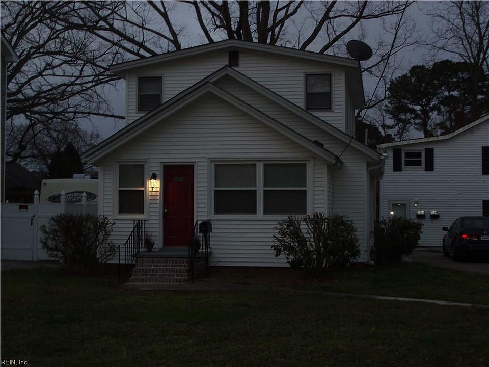 1st image of 3609 South St