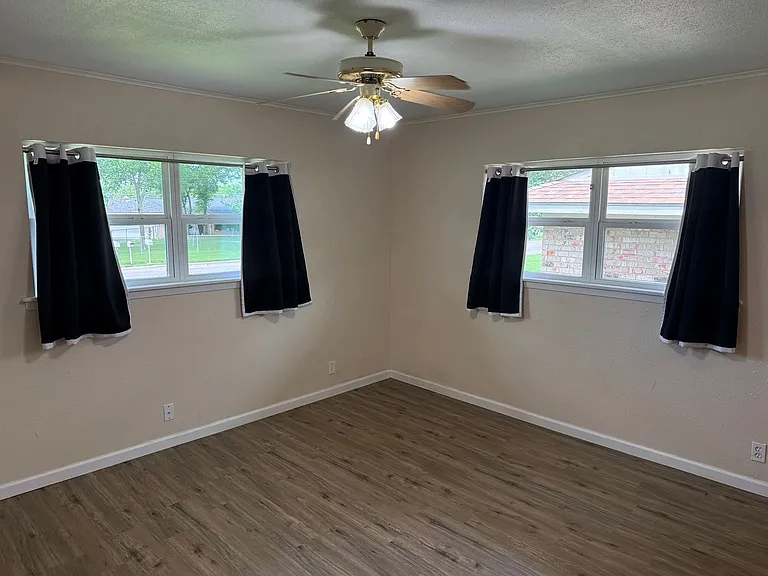 216 Randy Dr — Photo 16