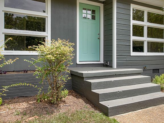5th image of 66 Brookhaven Dr