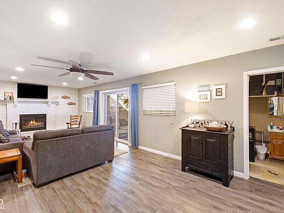 5th image of 7200 Grouper Dr