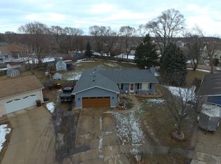 540 6th Ave, Marengo, IL 60152