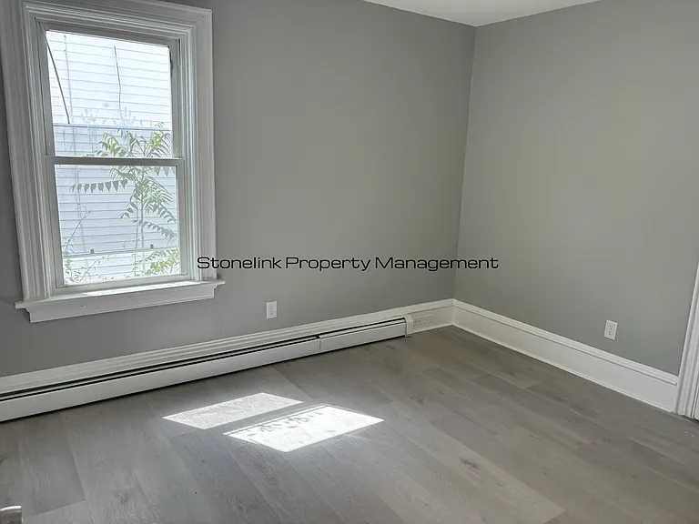 923 Branch Ave — Photo 6