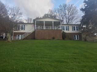 626 Healing Springs Rd, North Tazewell, VA 24630