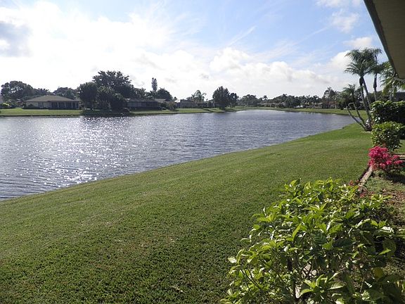 2nd image of 4485 Beechwood Lake Dr
