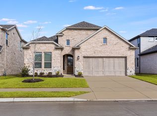 111 Trillium St, Lakewood Village, TX 75068