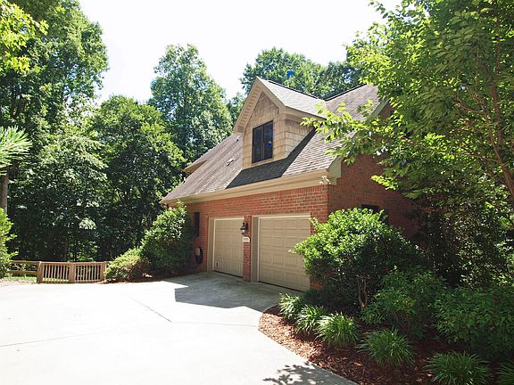 3rd image of 6098 Brush Arbor Ct