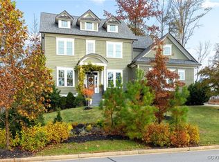 2042 Tulip Hill Dr, Midlothian, VA 23112