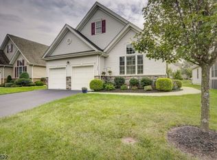 144 Canal Walk Blvd, Somerset, NJ 08873