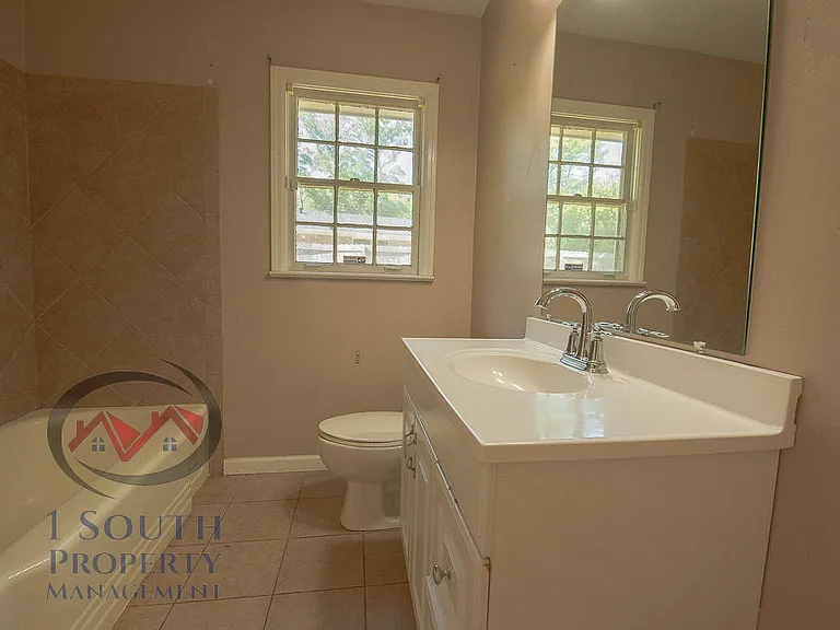 5520 Vienna Ave — Photo 12