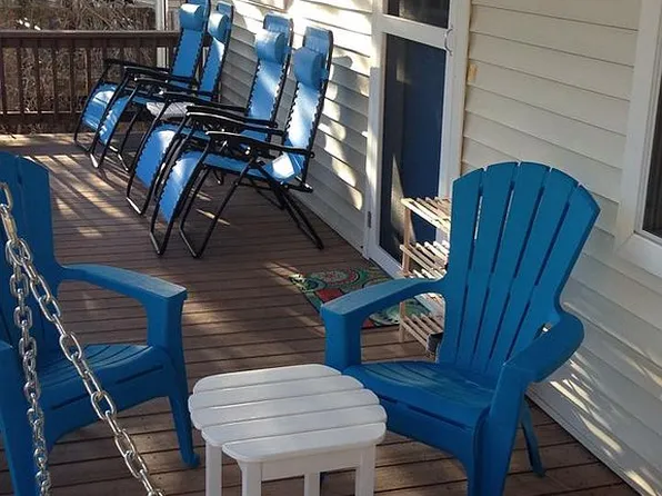 1725 Sage Ln, Blacksburg, VA 24060