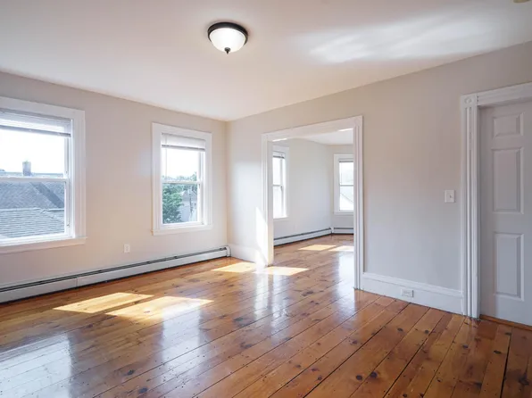 321 Jefferson Ave, Salem, MA 01970