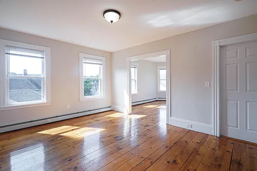 321 Jefferson Ave Photo 1