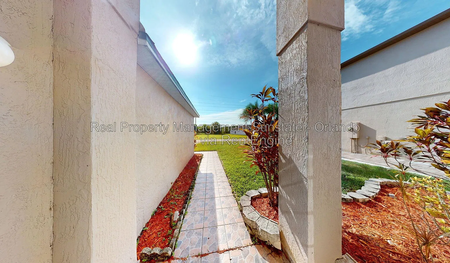 3 bed, 2.5 bath, 2192 sqft, $2,375 — Photo 4