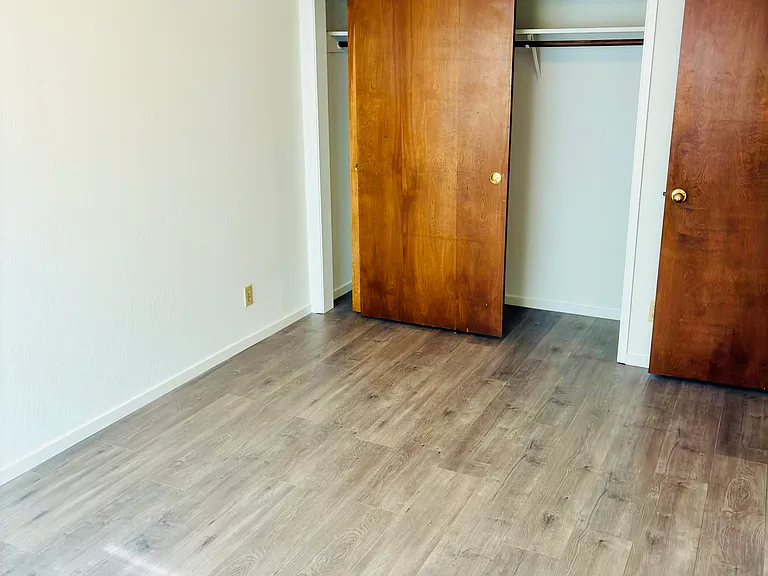 247 20th Ave #1 — Photo 6