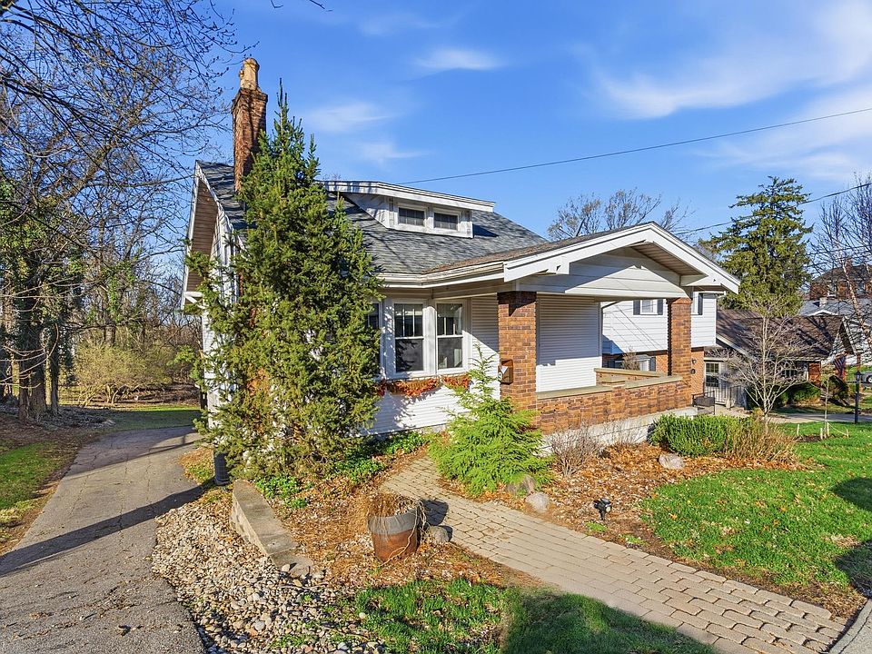 1st image of 9 Ridgeway Ave