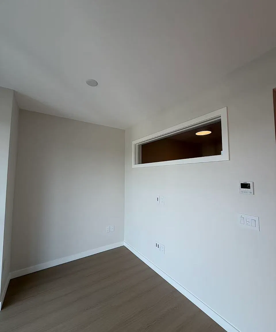 1 bed, 400 sqft, $1,900 — Photo 3