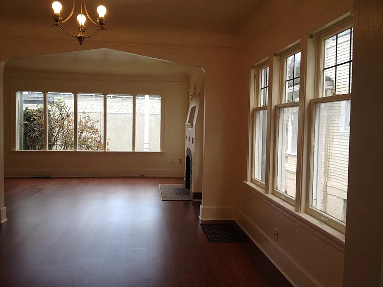2401 Boylston Ave E #4 — Photo 15