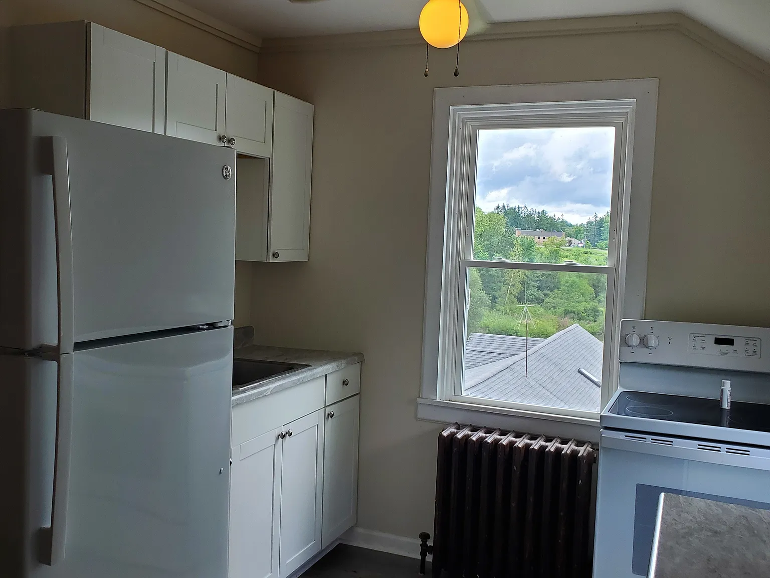 1 bed, $1,050 — Photo 3