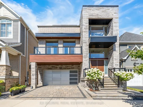 3329 Merion Gdns, Oakville, ON L6M 1R5