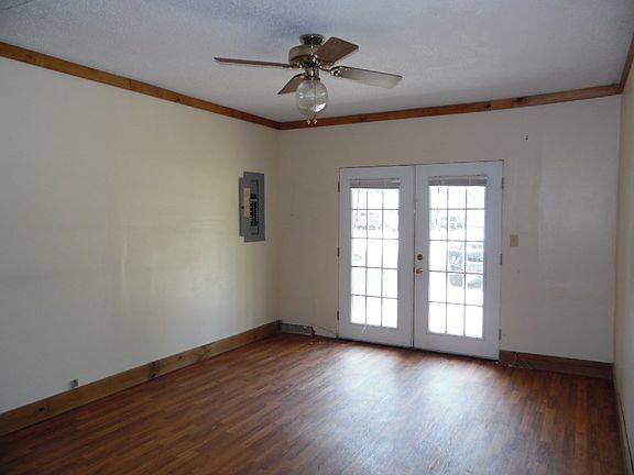 5th image of 2773 Sandalwood Dr S