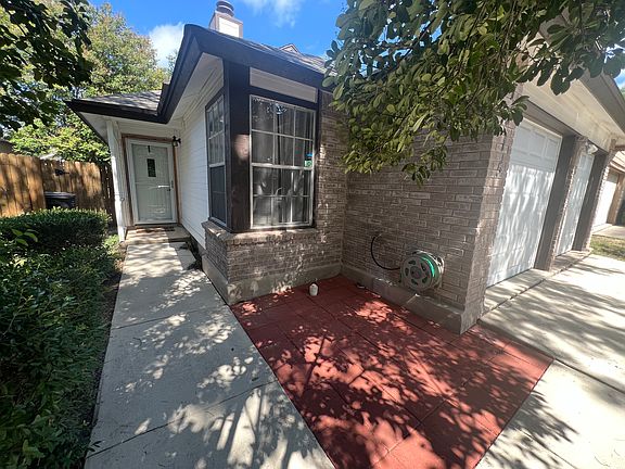 2nd image of 7315 Lansbury Dr