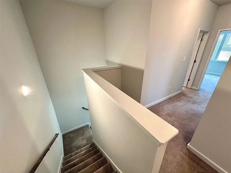 605 W South St #21 — Photo 19