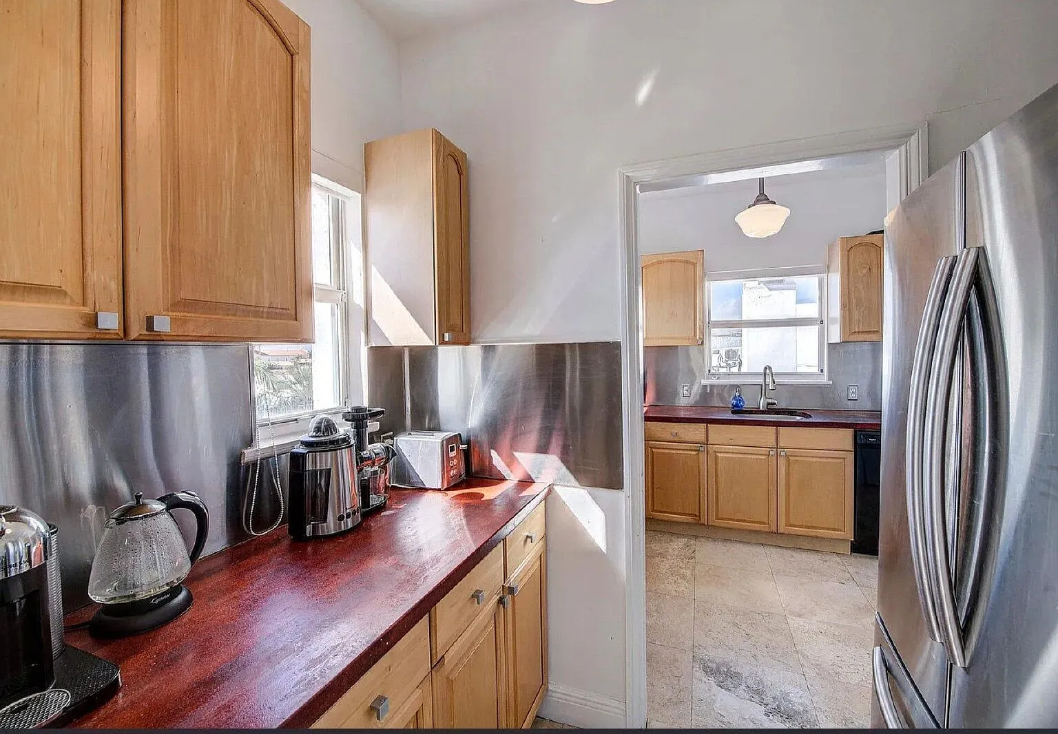 2 bed, 2.0 bath, 1700 sqft, $4,798 — Photo 3