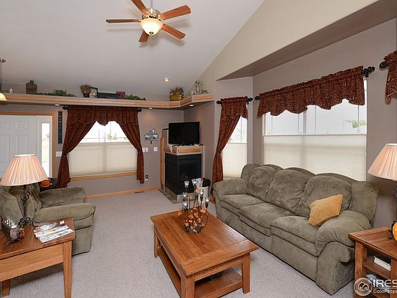 3rd image of 772 S Traildust Dr