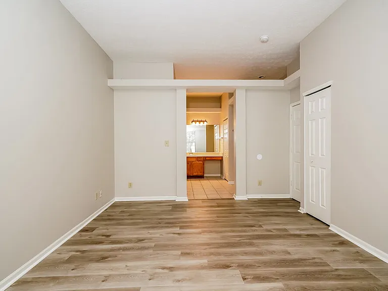 1215 Paul Dr — Photo 12