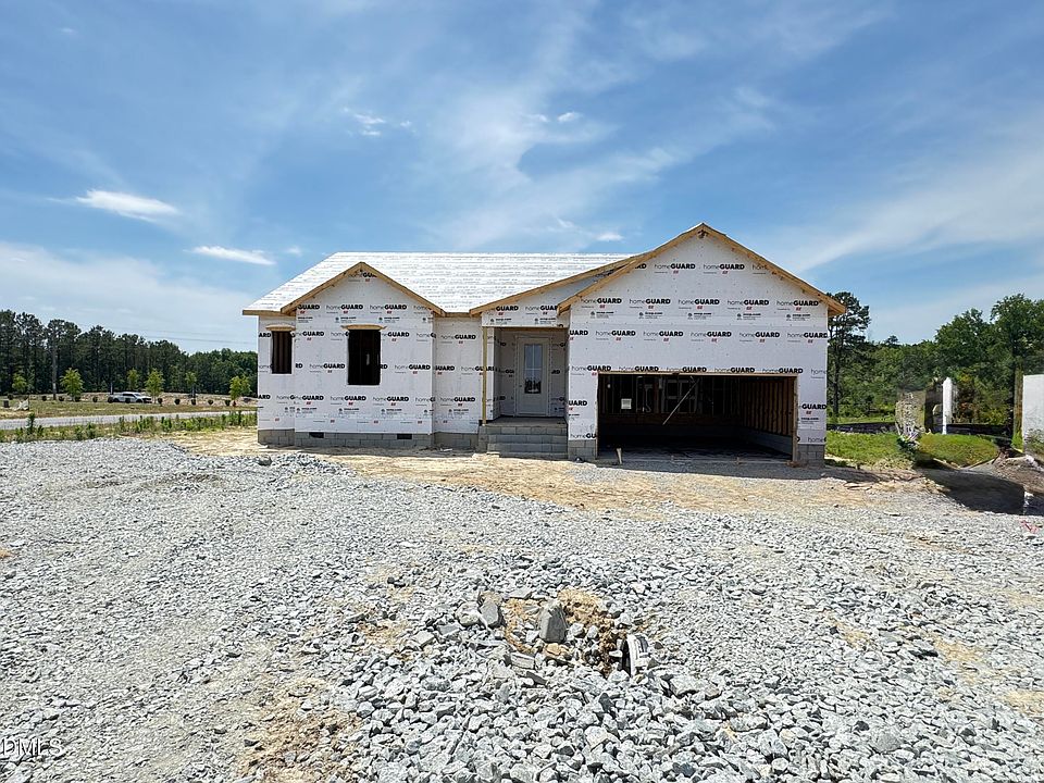 1st image of 17 Windward Pl