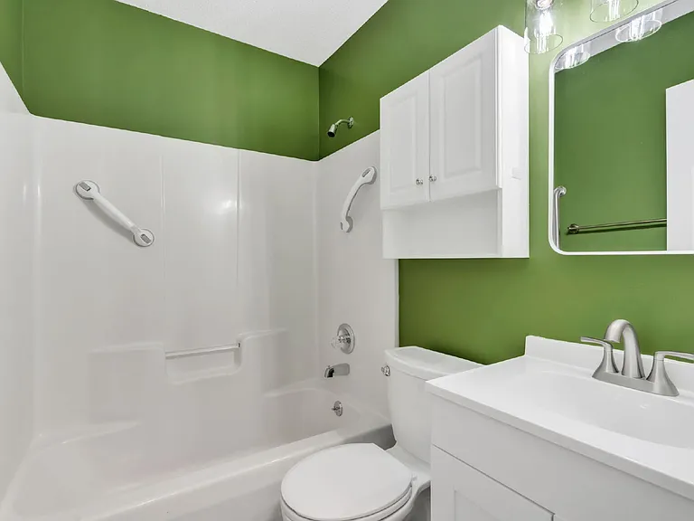18 Genesis Ct #A — Photo 16