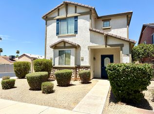 3708 E Kerry Ln, Phoenix, AZ 85050
