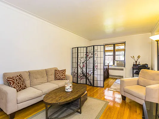 Sold by Horowitz Real Estate | media 14