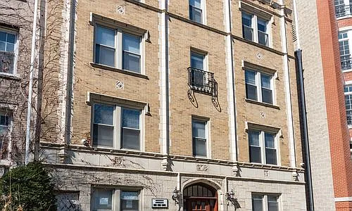 640 W Wrightwood Ave #309 — Photo 2