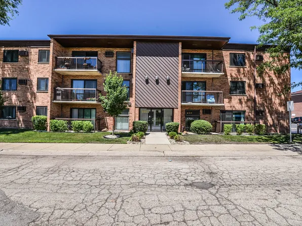 8454 W Catalpa Ave Unit 2, Chicago, IL 60656